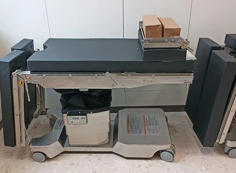 Stainless Steel Electric Hydrulic Surgical Operation Table with Manual Function For Patient C Arm X Ray table operation