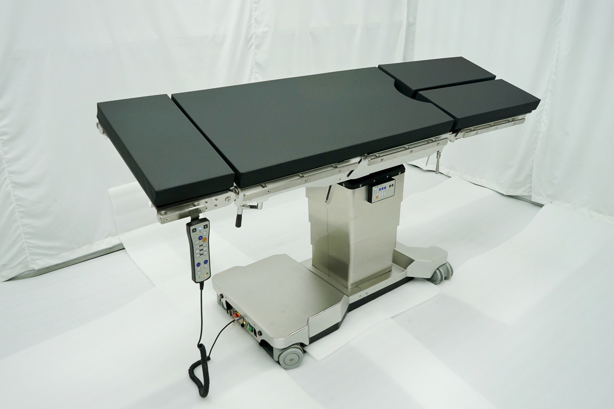 Remote Controlled Electric Hydraulic Operating Table With Carbon Fiber ...